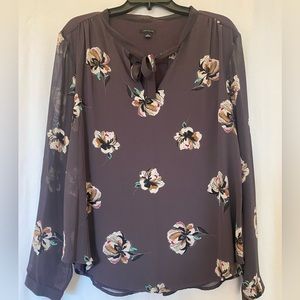 Perfect blouse for the office